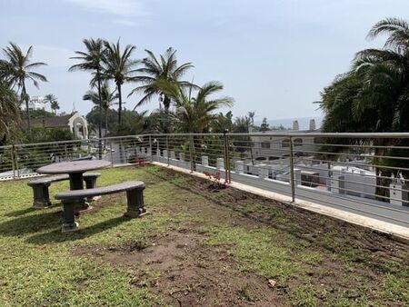 1 Bedroom Apartment in Shakas Rock