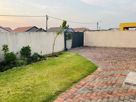 3 Bedroom House in Fleurhof