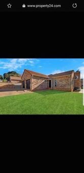 3 Bedroom Cluster in Weltevreden Park