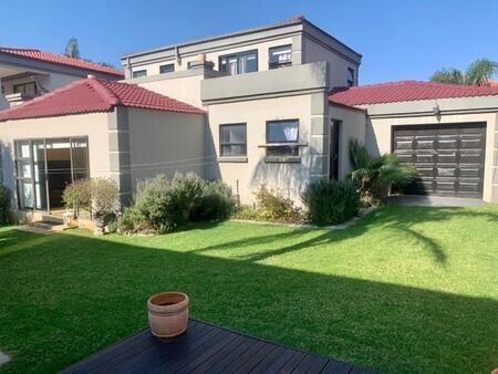 3 Bedroom House in Willowbrook