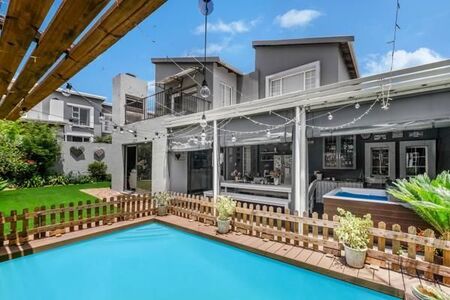 3 Bedroom Townhouse in Eagle Canyon Golf Estate