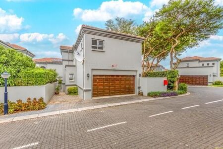3 Bedroom Townhouse in Eagle Canyon Golf Estate