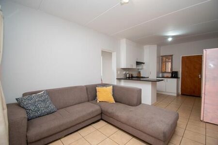 2 Bedroom Apartment in Wilgeheuwel