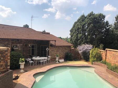 1 Bedroom House in Weltevreden Park