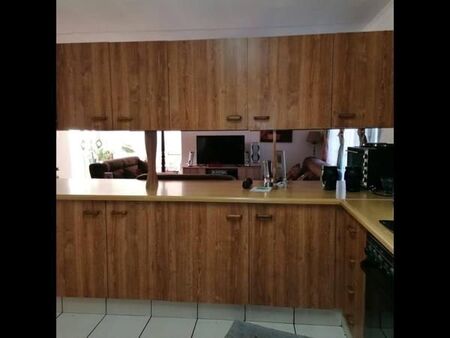 3 Bedroom Apartment in Helderkruin