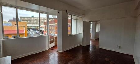 1 Bedroom Apartment in Roodepoort North