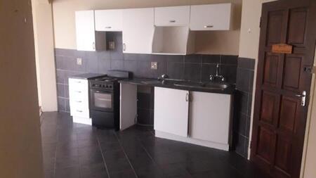 2 Bedroom Townhouse in Radiokop