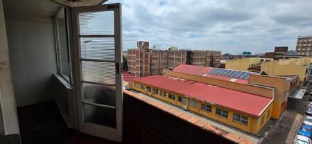 1 Bedroom Apartment in Roodepoort North