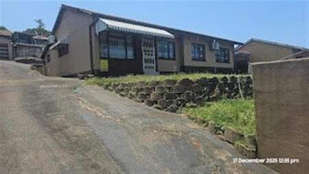 3 Bedroom House in Grosvenor