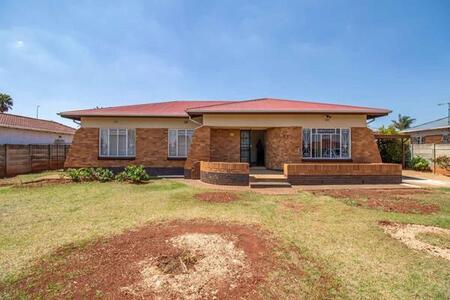 3 Bedroom House in Horison