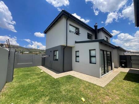 3 Bedroom Duplex in Wilgeheuwel