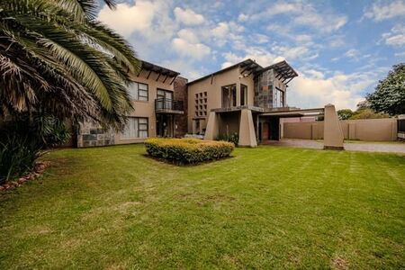 5 Bedroom House in Horison Park