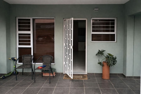 1 Bedroom Flat in Wilro Park