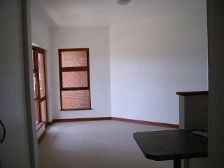 Bachelor apartment in Honeydew Manor