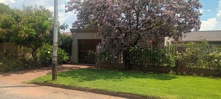 1 Bedroom Apartment in Monument