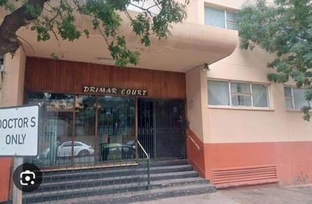 2 Bedroom Flat in Krugersdorp Central