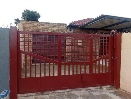 3 Bedroom House in Soshanguve