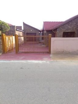 3 Bedroom House in Soshanguve