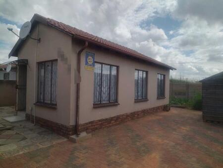 3 Bedroom House in Soshanguve