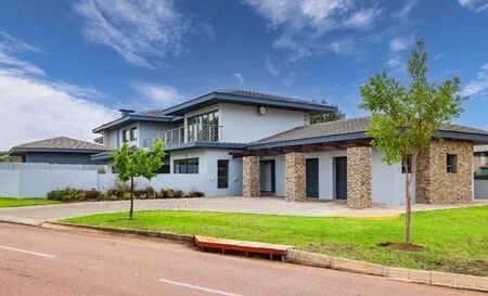 4 Bedroom House in Lombardy Estate