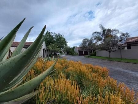 2 Bedroom Townhouse in Silver Lakes Golf Estate