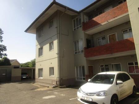 2 Bedroom Apartment in Manors
