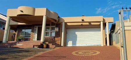 3 Bedroom House in Starwood