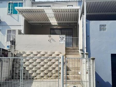 2 Bedroom Townhouse in Stonebridge