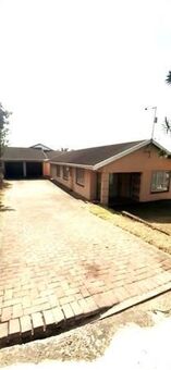 3 Bedroom House in Woodview