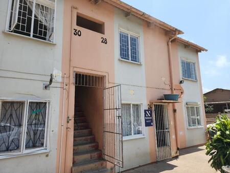 2 Bedroom Flat in Shastri Park