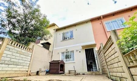 2 Bedroom Duplex in Newlands West