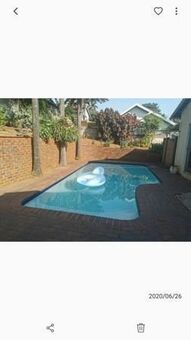 0.5 Bedroom House in Durban North