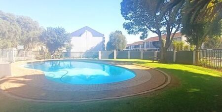 3 Bedroom Apartment in Verwoerdpark