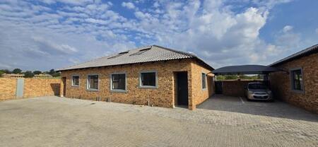 2 Bedroom Simplex in Brackendowns