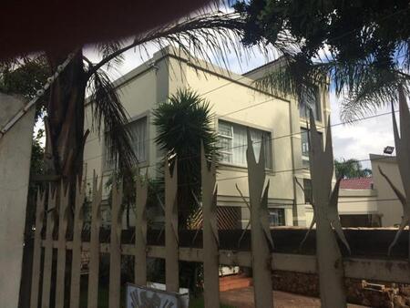 2 Bedroom Flat in Brackendowns