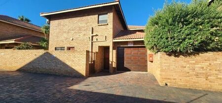 2 Bedroom Townhouse in Brackenhurst