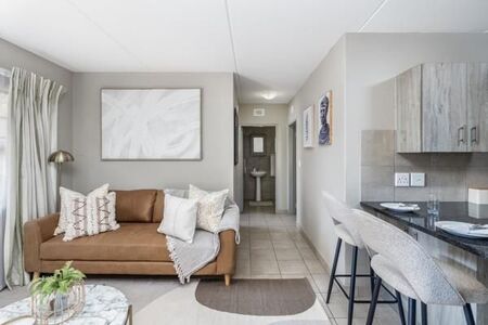 2 Bedroom Apartment in Heuwelsig Estate