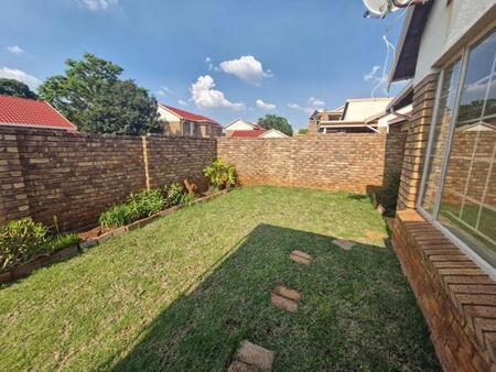 2 Bedroom Townhouse in Eldoraigne