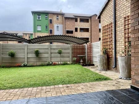 2 Bedroom Apartment in Heuweloord