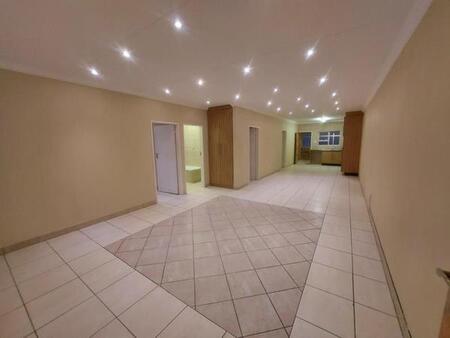 3 Bedroom Apartment in Erasmia