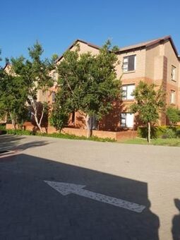 2 Bedroom Apartment in Kosmosdal