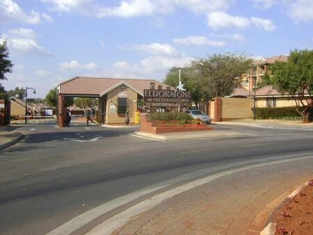 3 Bedroom Townhouse in Eldoraigne