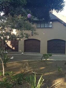 4 Bedroom House in Timsrand Ah