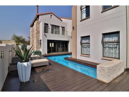 4 Bedroom House in Copperleaf