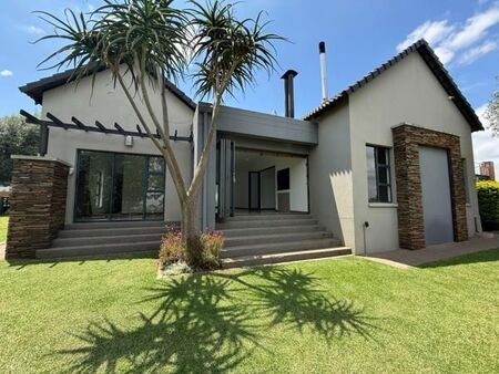 3 Bedroom House in Copperleaf