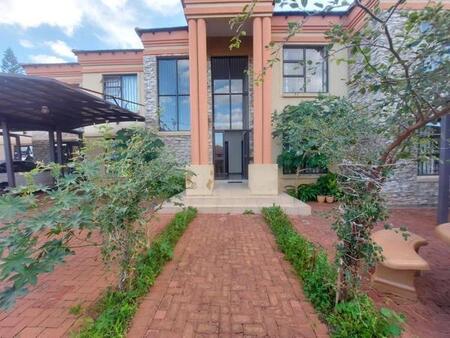 3 Bedroom Apartment in Laudium