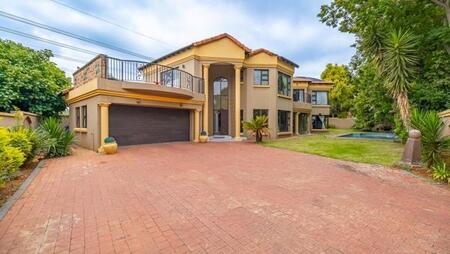 4 Bedroom House in Midstream Estate