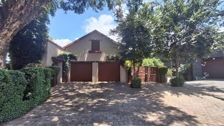 6 Bedroom House in Midstream Estate