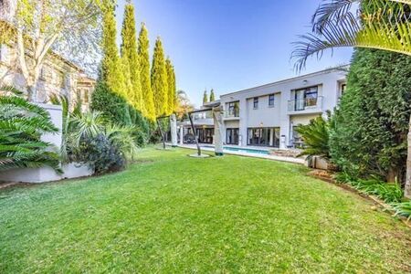 5 Bedroom House in Midstream Estate