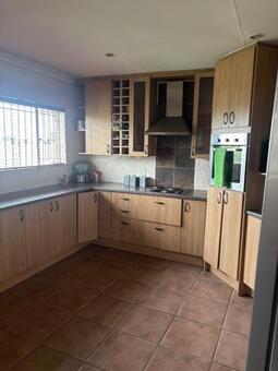 3 Bedroom House in Pierre van Ryneveld